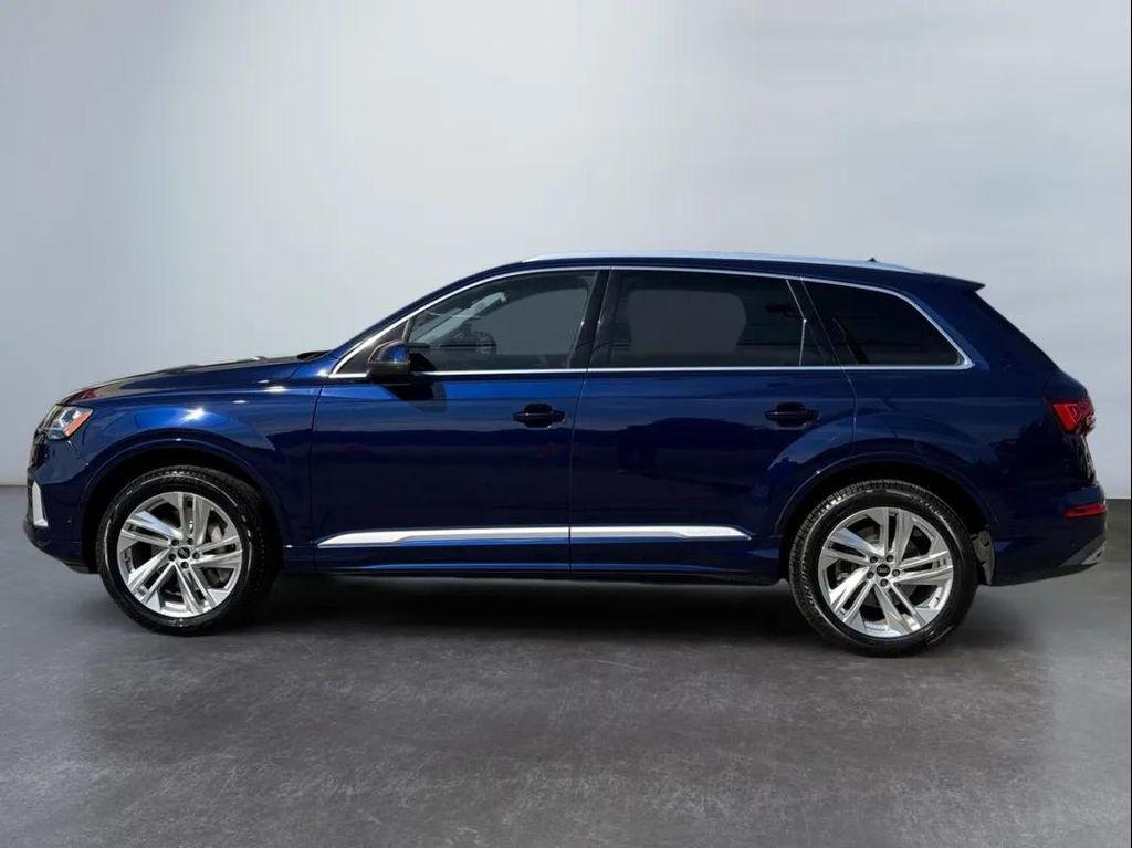 used 2022 Audi Q7 car, priced at $35,494