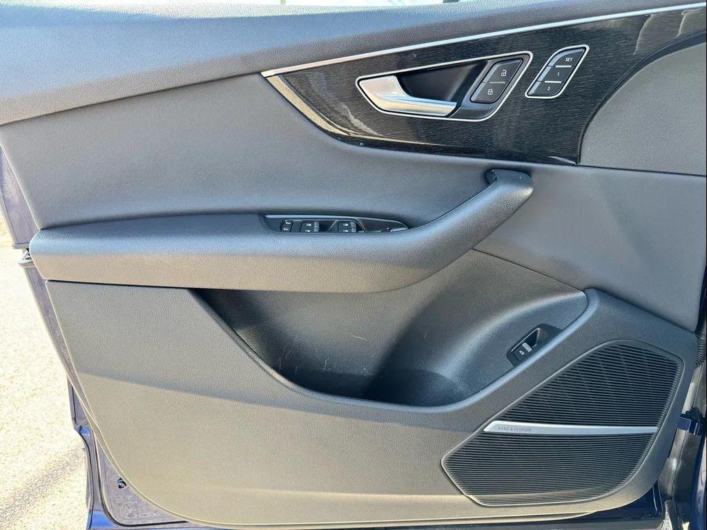 used 2022 Audi Q7 car, priced at $35,494