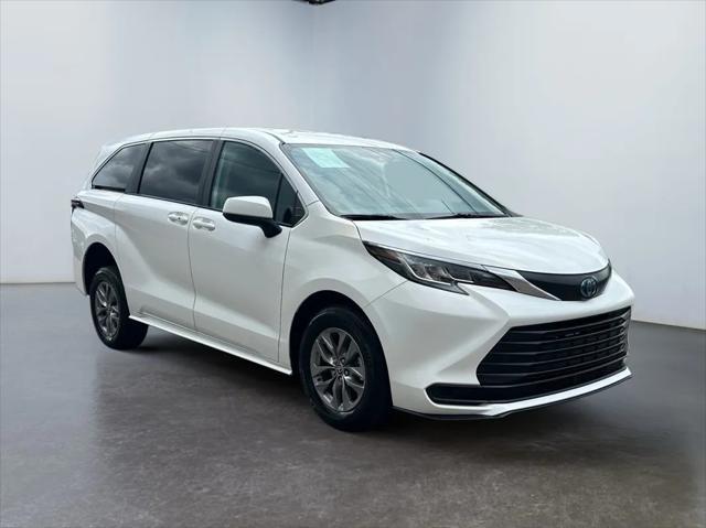 used 2023 Toyota Sienna car, priced at $54,994