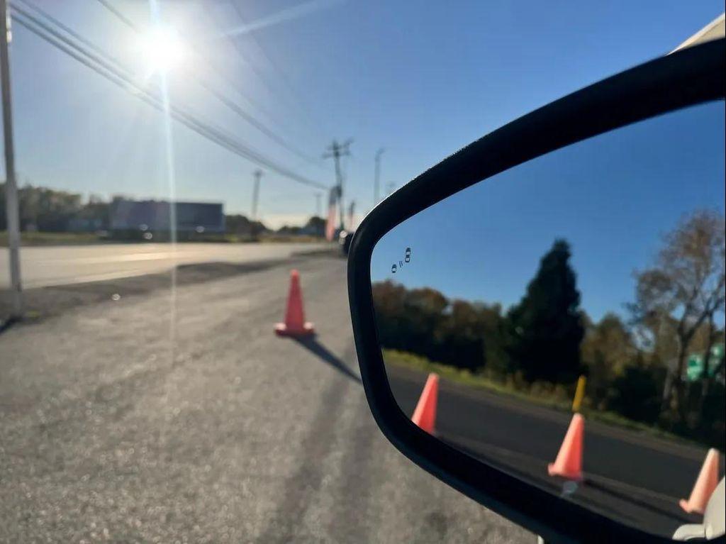 used 2021 Ford Escape car, priced at $15,994