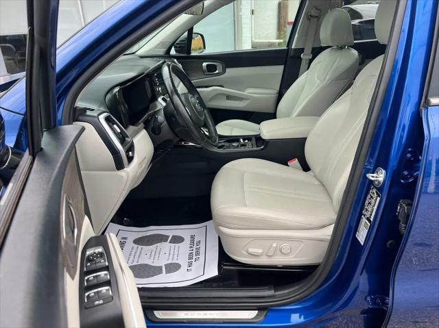 used 2021 Kia Sorento car, priced at $25,494
