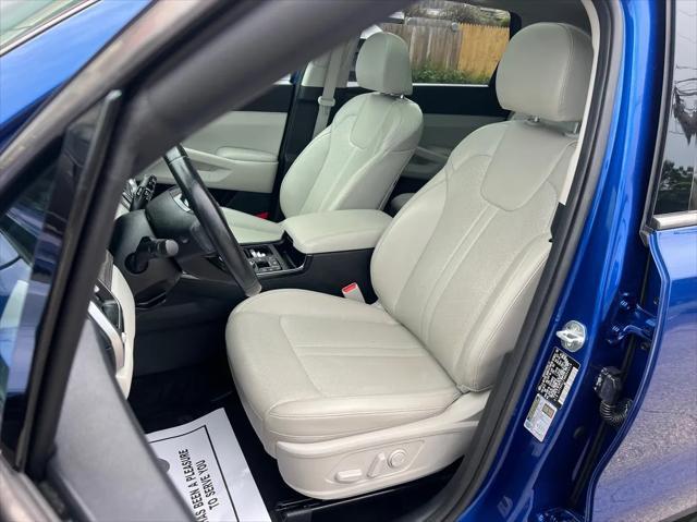 used 2021 Kia Sorento car, priced at $25,494
