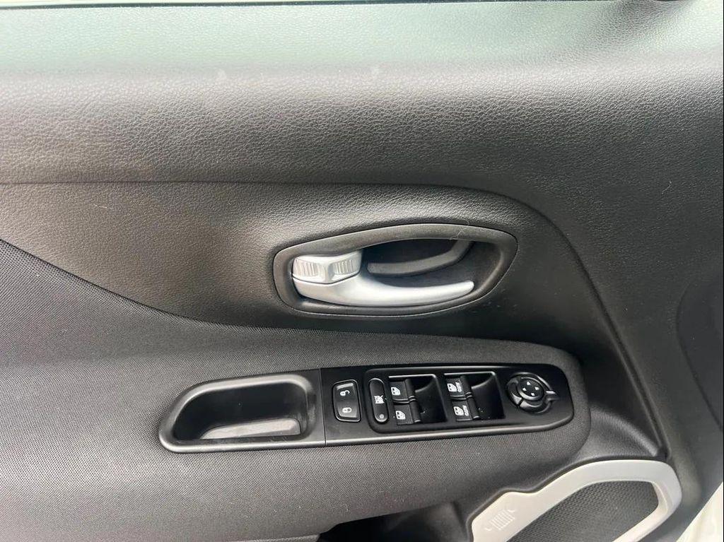 used 2020 Jeep Renegade car, priced at $16,494