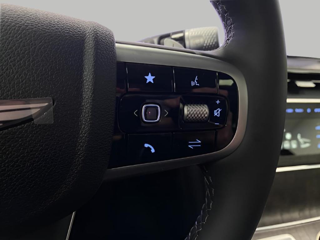 new 2025 Genesis GV80 car, priced at $64,670