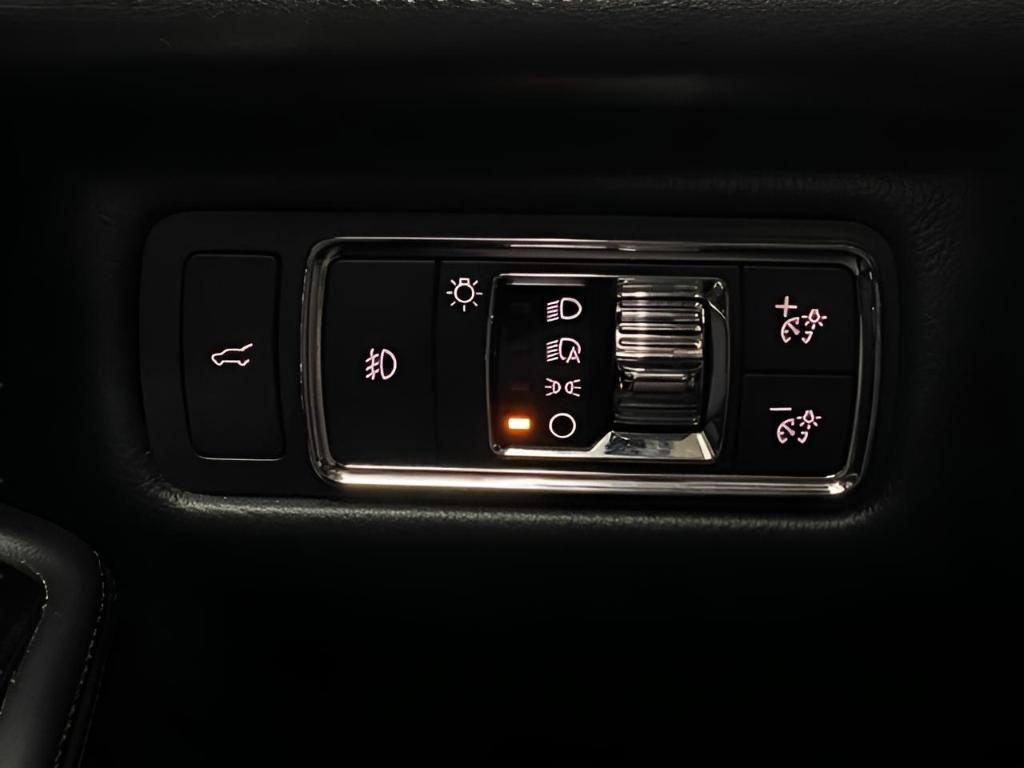 used 2020 Lincoln Aviator car, priced at $34,952