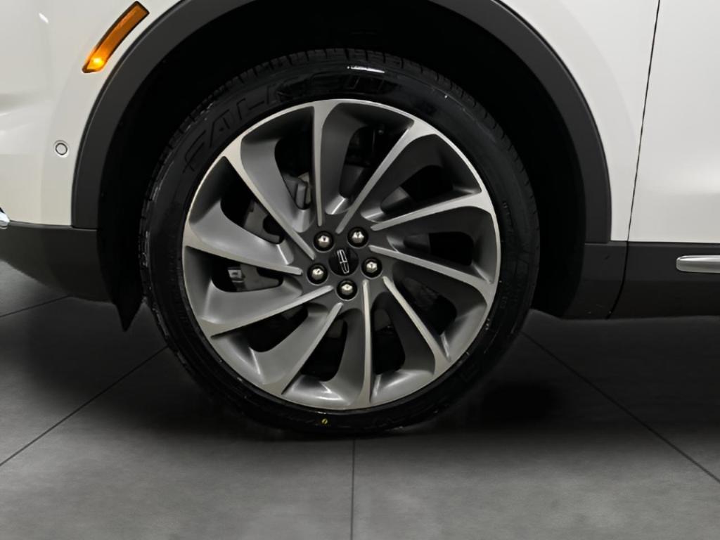 used 2022 Lincoln Nautilus car, priced at $36,842