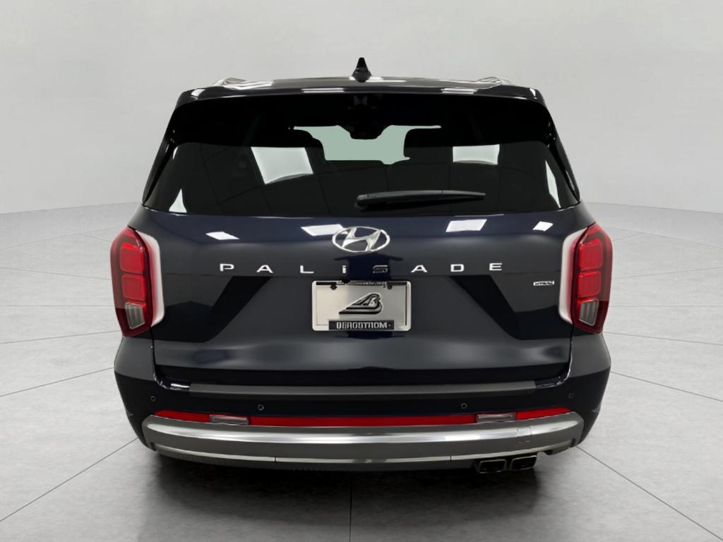 used 2024 Hyundai Palisade car, priced at $43,441