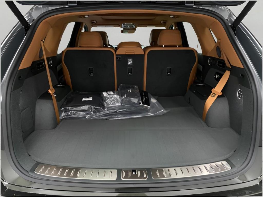 new 2025 Genesis GV80 car, priced at $76,720