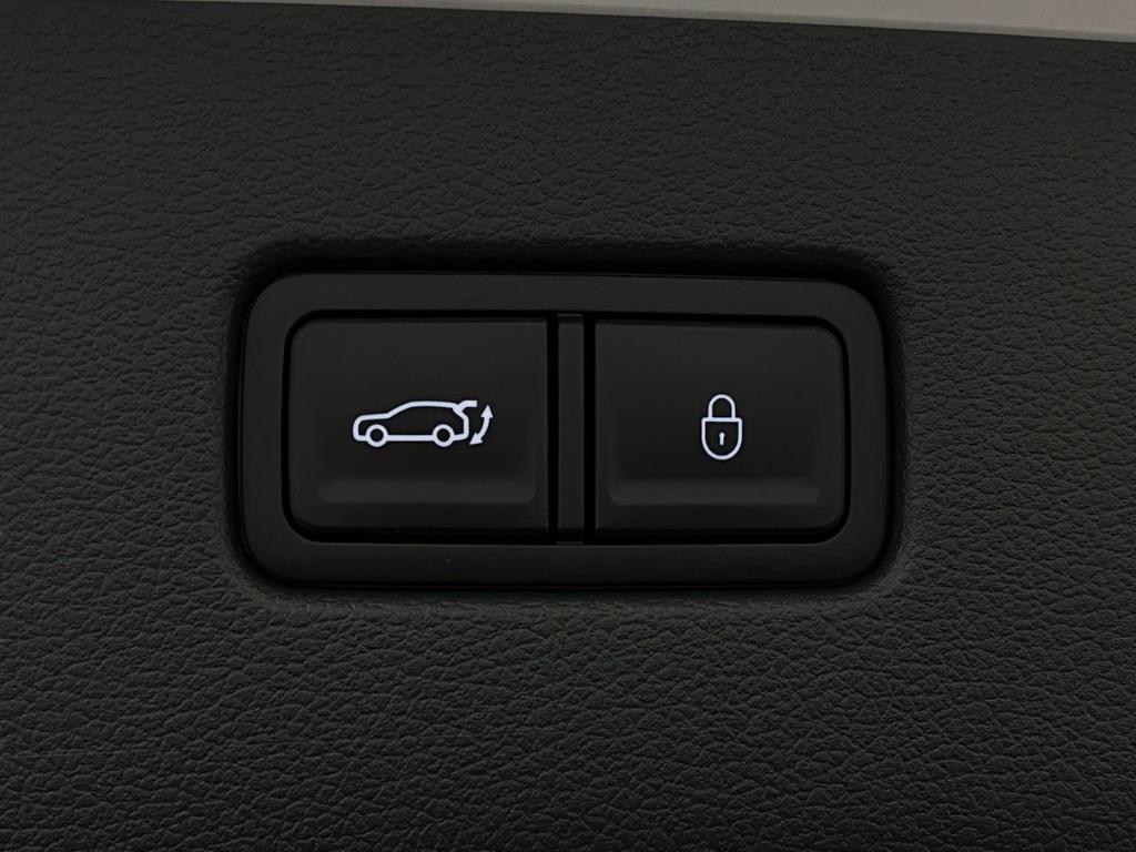 new 2026 Genesis GV80 car, priced at $78,945