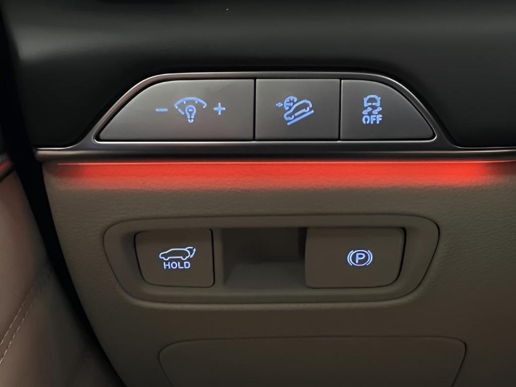 used 2025 Genesis GV80 car, priced at $57,112