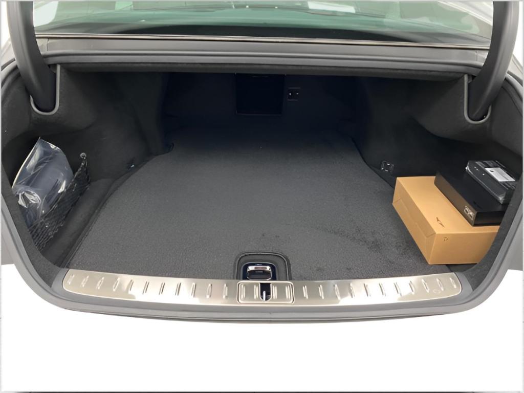 new 2025 Genesis G90 car, priced at $102,305