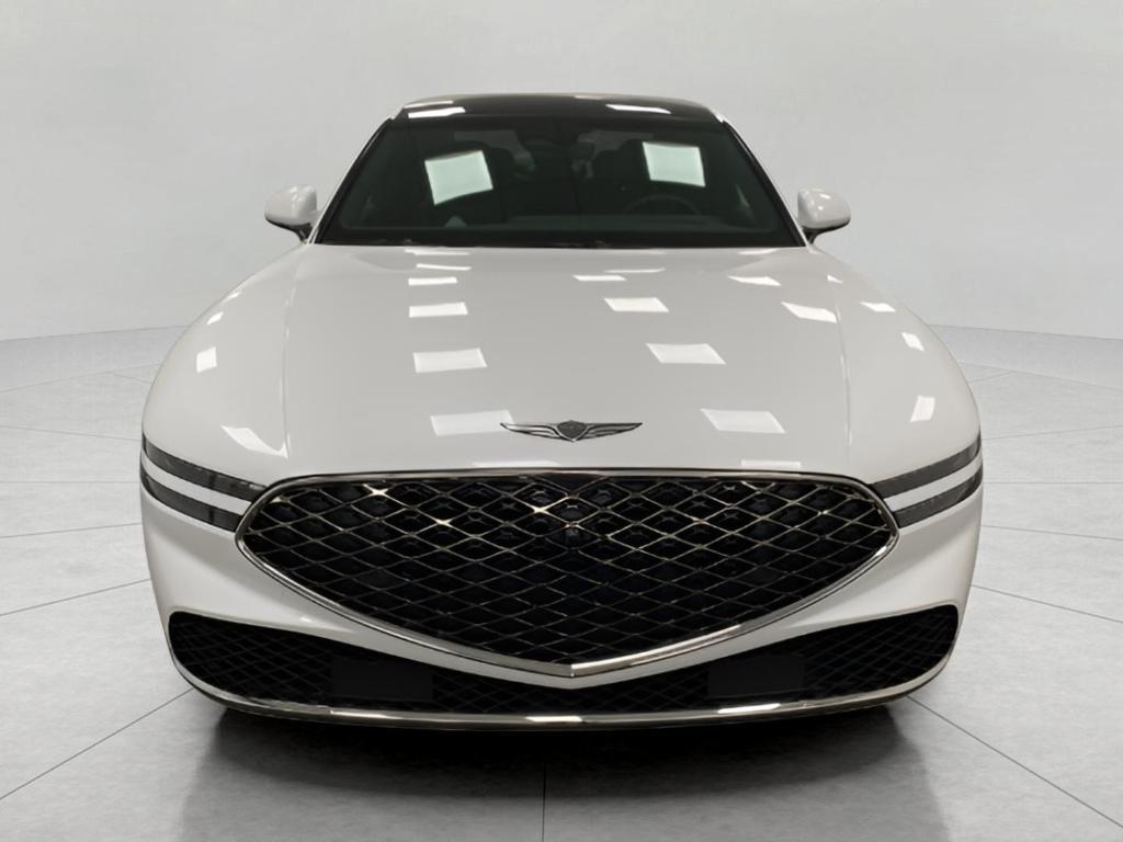 new 2025 Genesis G90 car, priced at $102,305