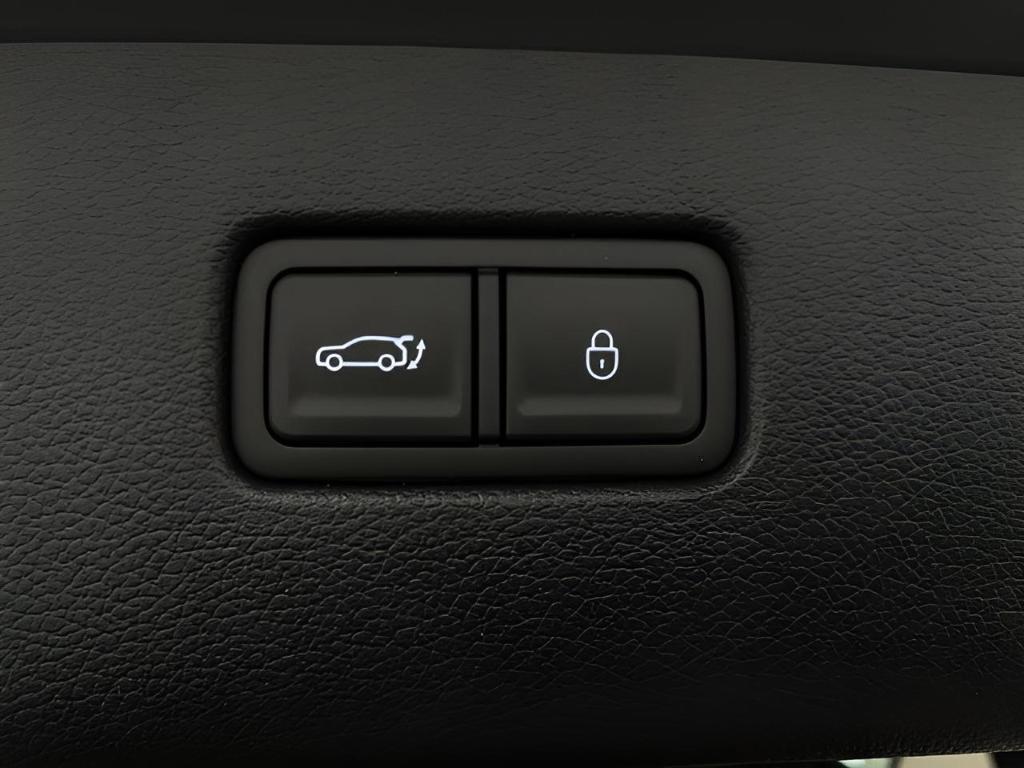 new 2025 Genesis GV80 car, priced at $76,670