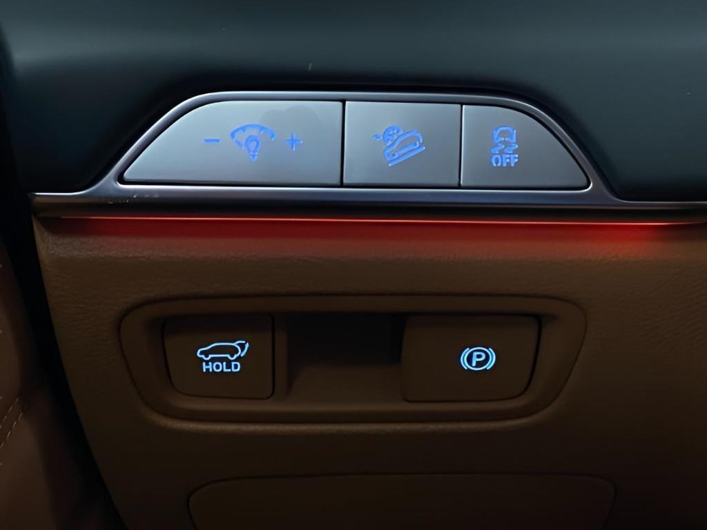 new 2025 Genesis GV80 car, priced at $82,570