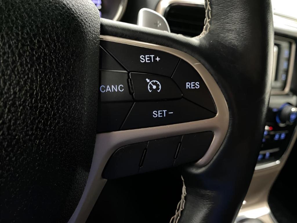 used 2017 Jeep Grand Cherokee car, priced at $16,539