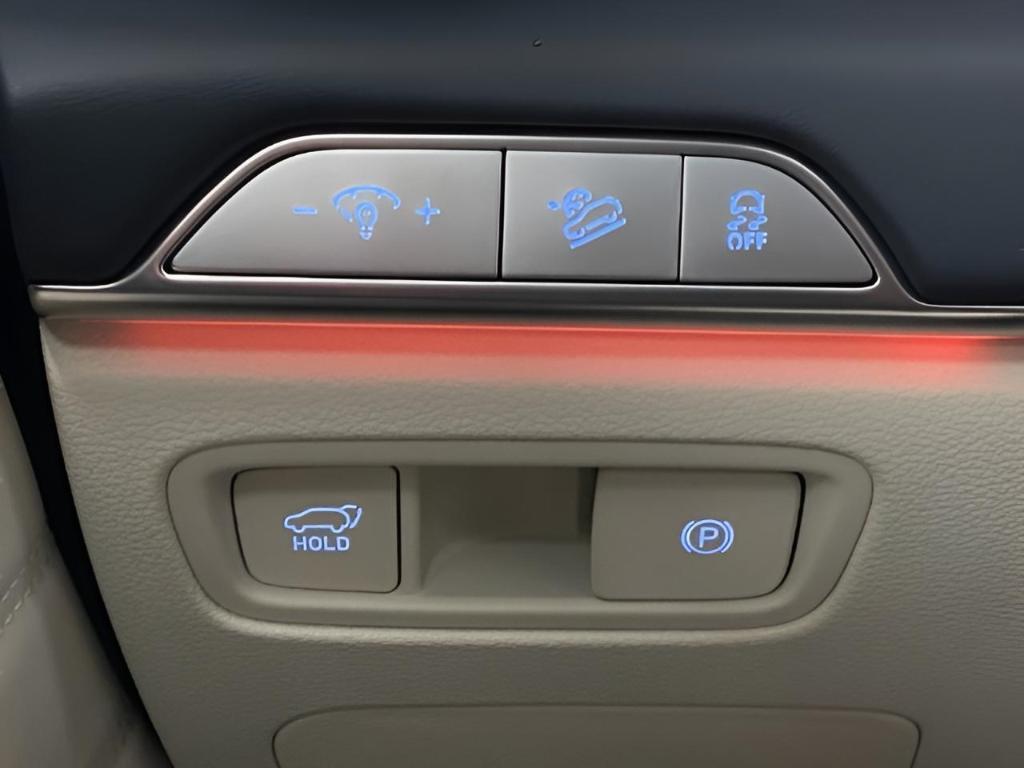 new 2025 Genesis GV80 car, priced at $82,775