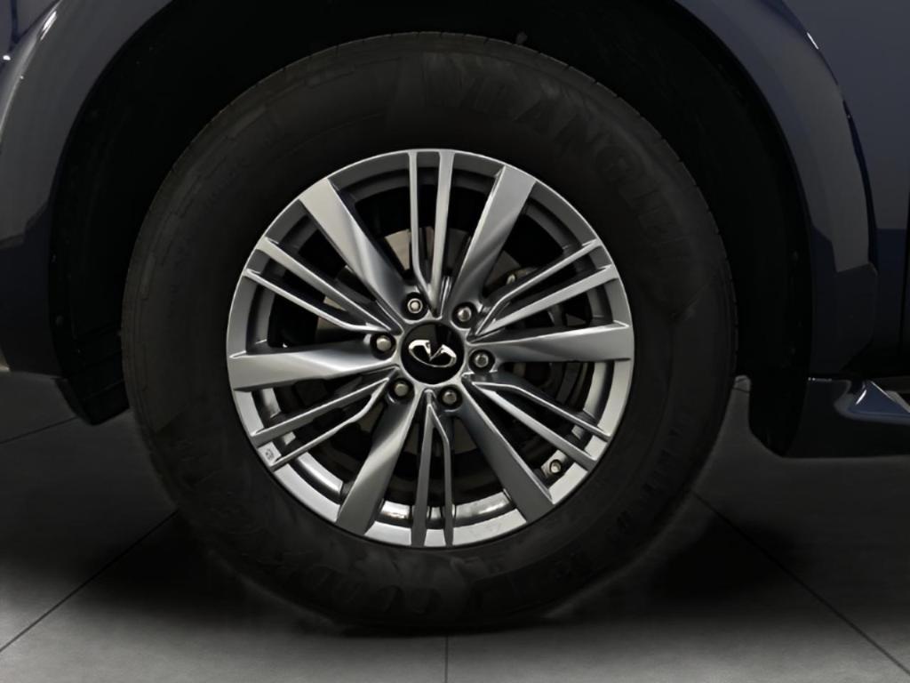 used 2021 INFINITI QX80 car, priced at $26,000