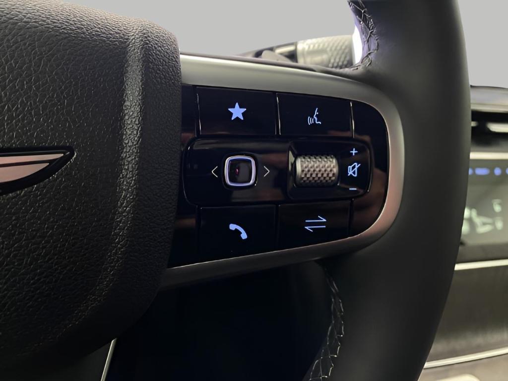 new 2025 Genesis GV80 car, priced at $77,084