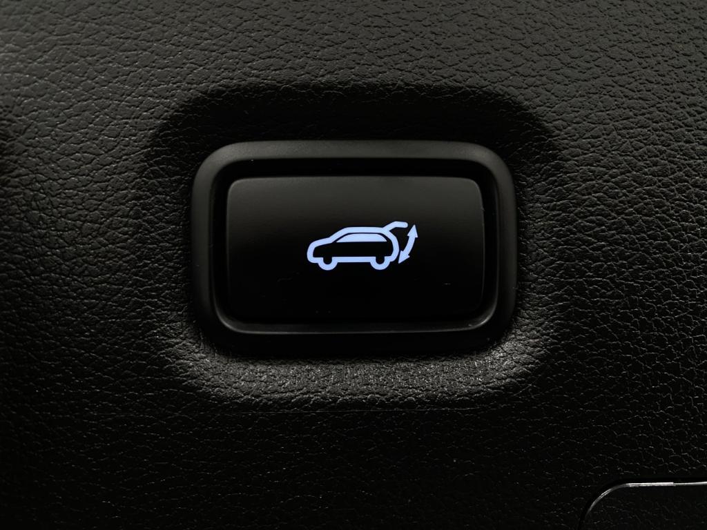 used 2023 Hyundai Santa Fe car, priced at $31,482