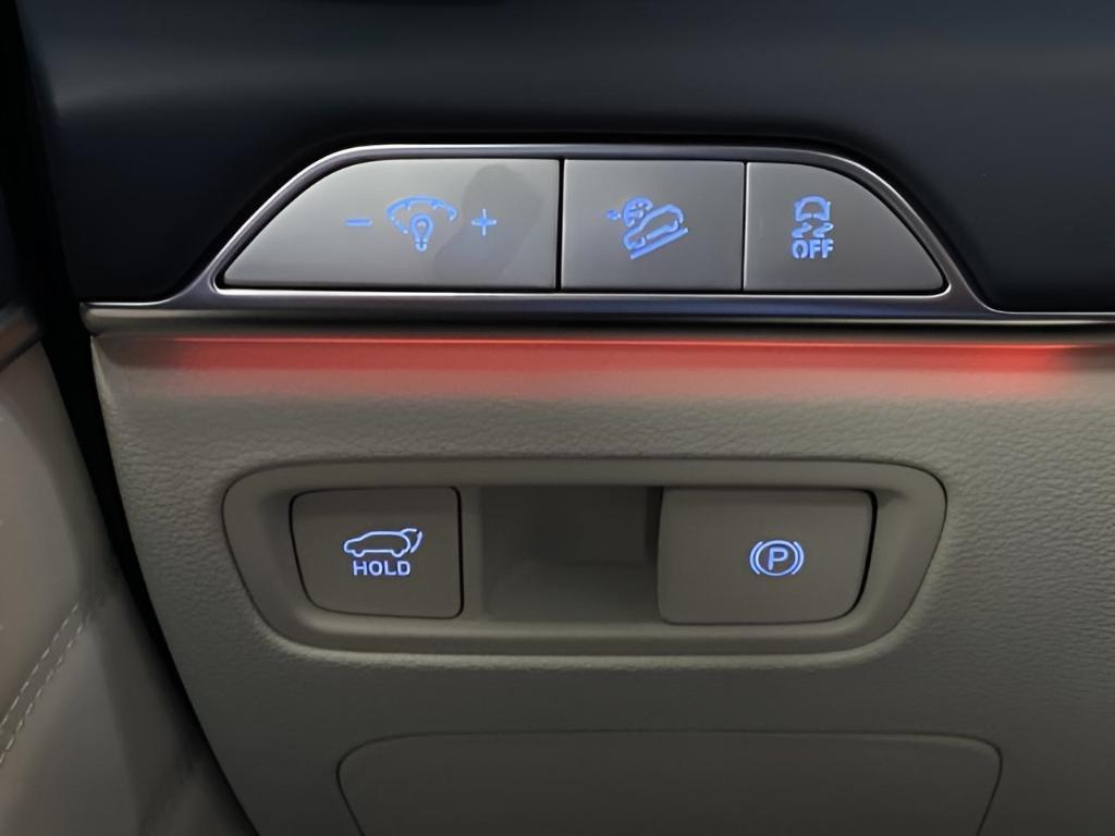 new 2025 Genesis GV80 car, priced at $82,700