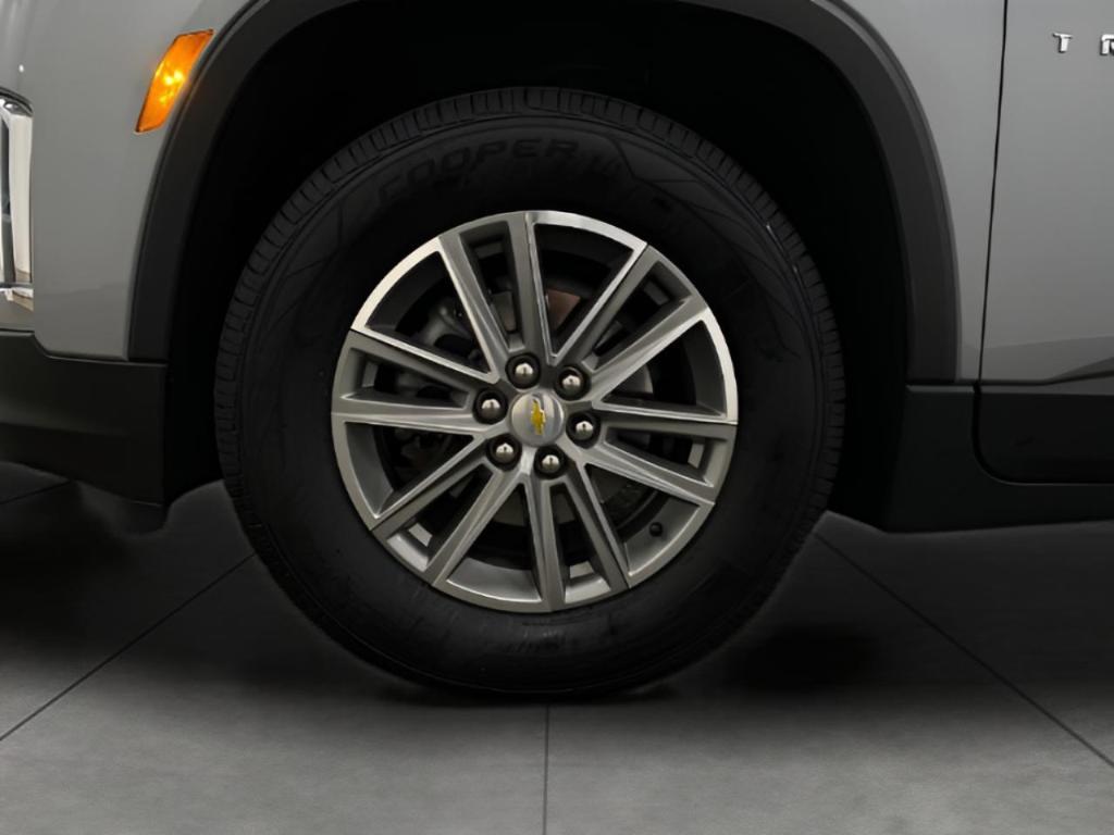 used 2023 Chevrolet Traverse car, priced at $31,711