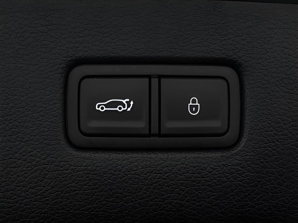new 2025 Genesis GV80 car, priced at $71,244