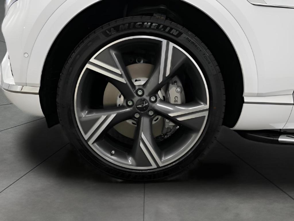 new 2025 Genesis GV80 car, priced at $82,855
