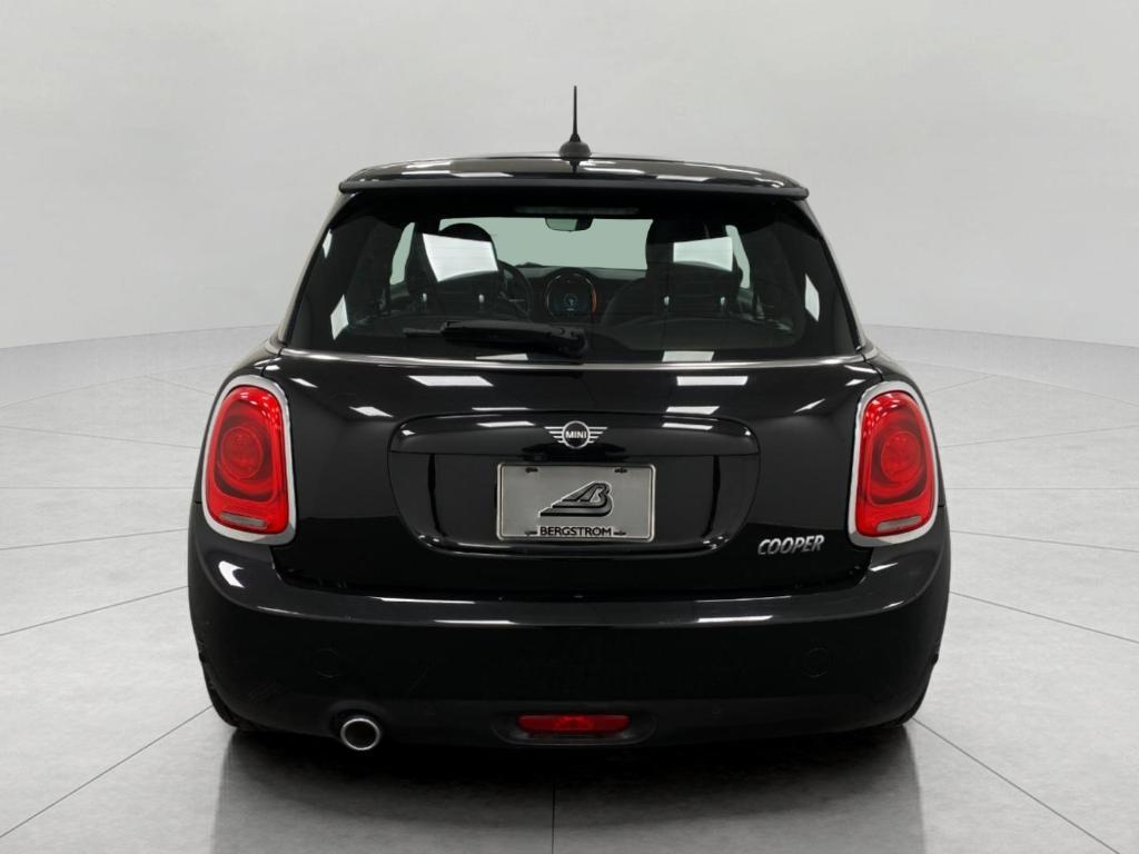 used 2021 MINI Hardtop car, priced at $17,510