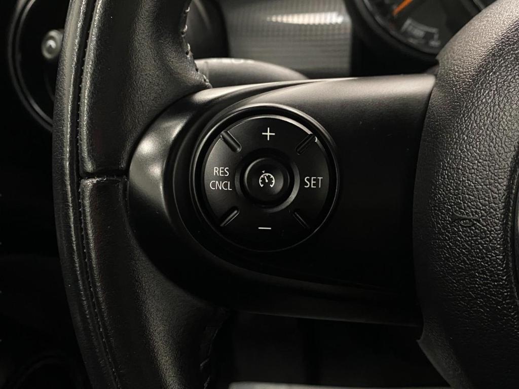 used 2021 MINI Hardtop car, priced at $17,510