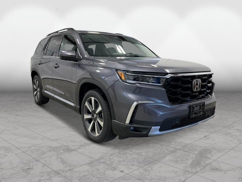 new 2025 Honda Pilot car, priced at $54,530