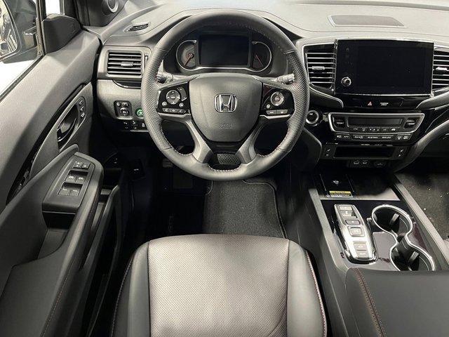 new 2025 Honda Passport car, priced at $46,317