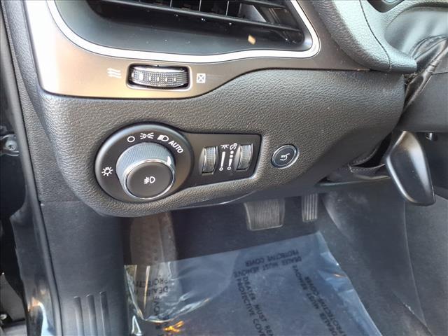 used 2019 Jeep Cherokee car, priced at $15,665