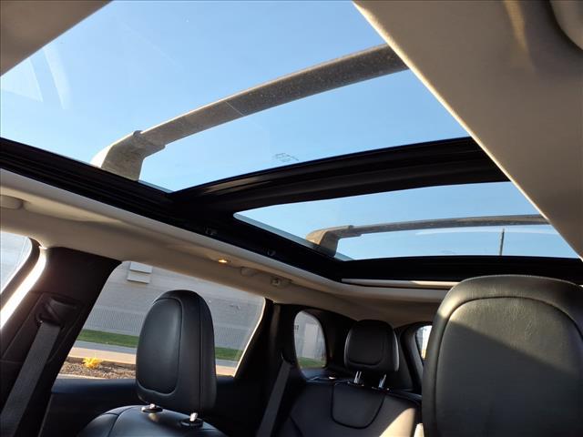 used 2019 Jeep Cherokee car, priced at $15,665