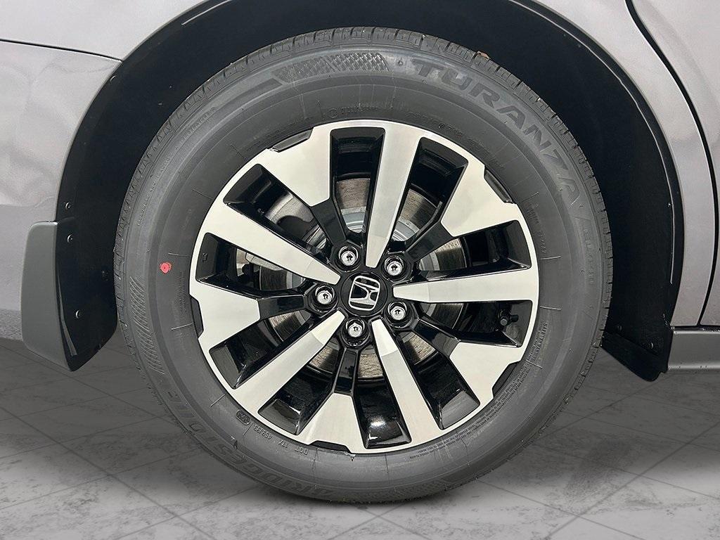 new 2026 Honda Odyssey car, priced at $42,683