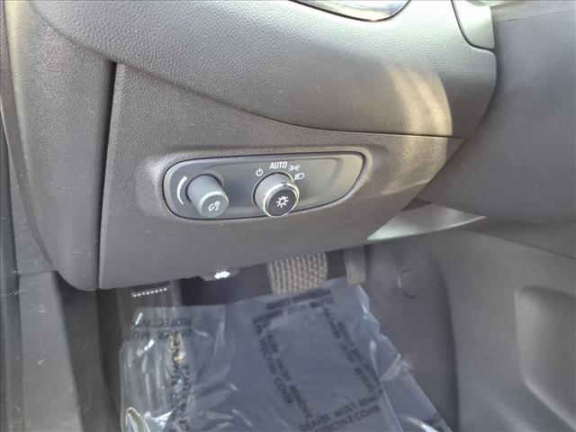 used 2022 Chevrolet Equinox car, priced at $18,860