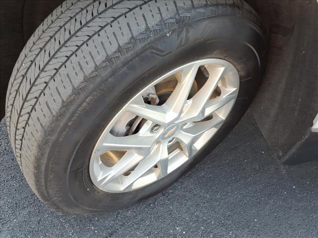 used 2022 Chevrolet Equinox car, priced at $18,860