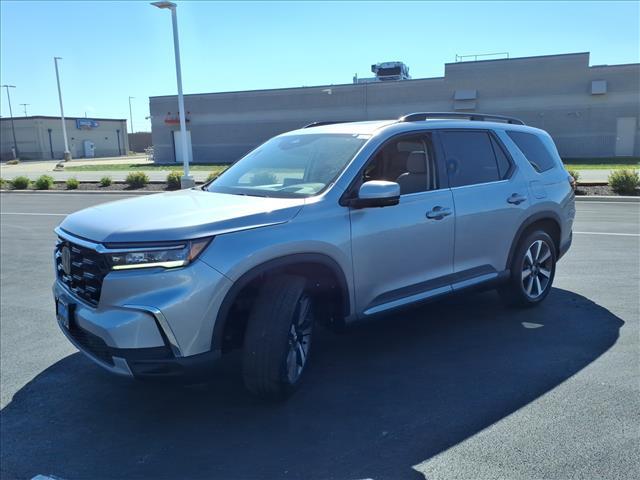 used 2023 Honda Pilot car, priced at $42,945