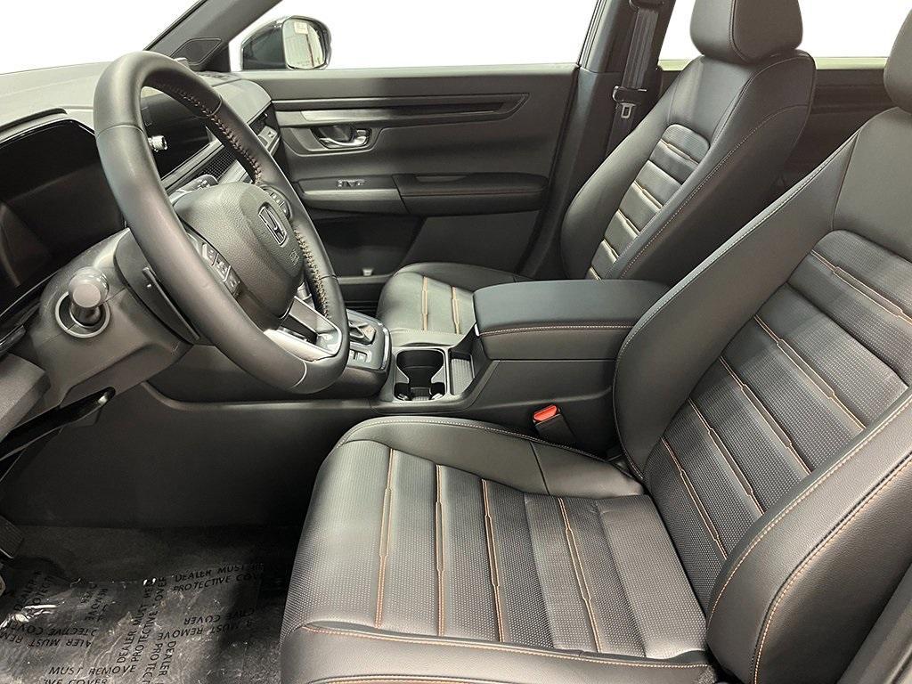 new 2026 Honda CR-V Hybrid car, priced at $41,444