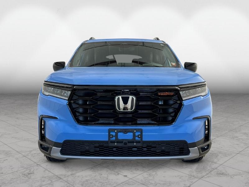 new 2025 Honda Pilot car, priced at $50,950