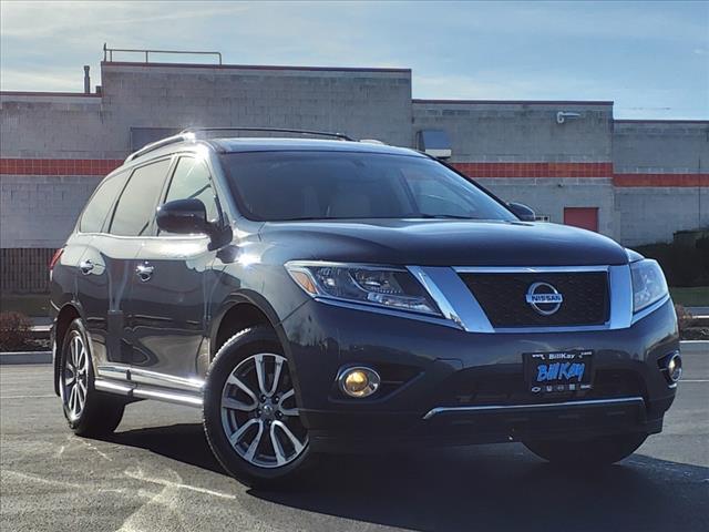 used 2016 Nissan Pathfinder car, priced at $11,995