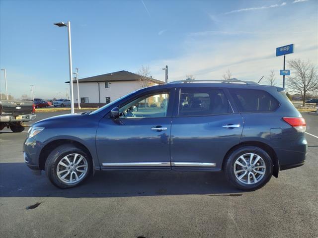 used 2016 Nissan Pathfinder car, priced at $11,995