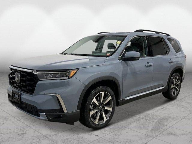 new 2025 Honda Pilot car, priced at $58,158