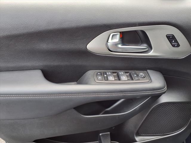 used 2023 Chrysler Pacifica car, priced at $38,865