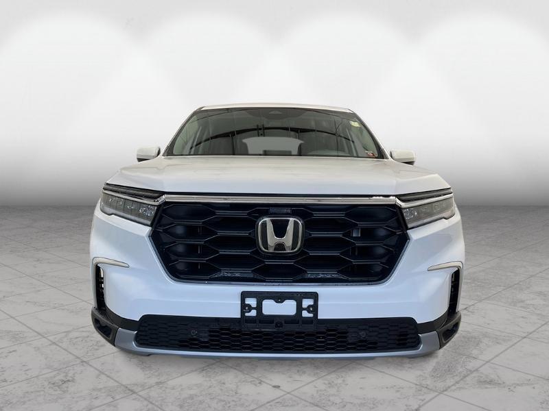 new 2025 Honda Pilot car, priced at $47,150