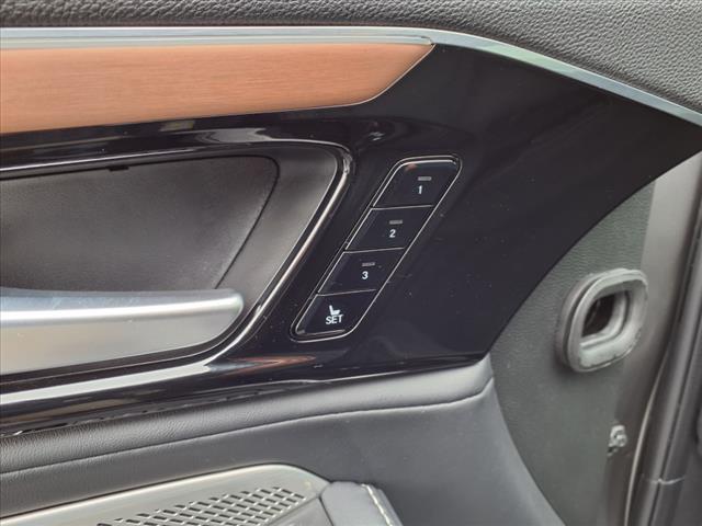 used 2022 Acura MDX car, priced at $40,583