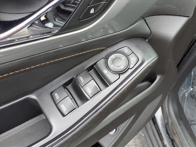 used 2021 Chevrolet Traverse car, priced at $19,448