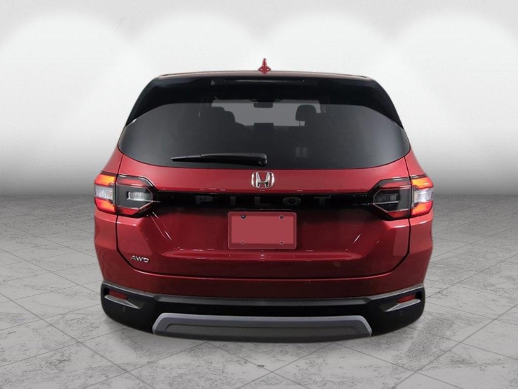 new 2025 Honda Pilot car, priced at $46,334