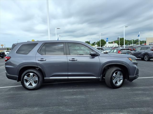 used 2025 Honda Pilot car, priced at $44,334