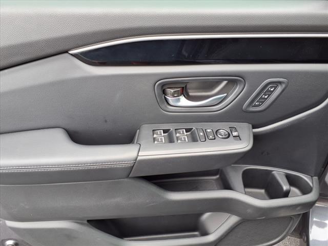 used 2025 Honda Pilot car, priced at $44,334