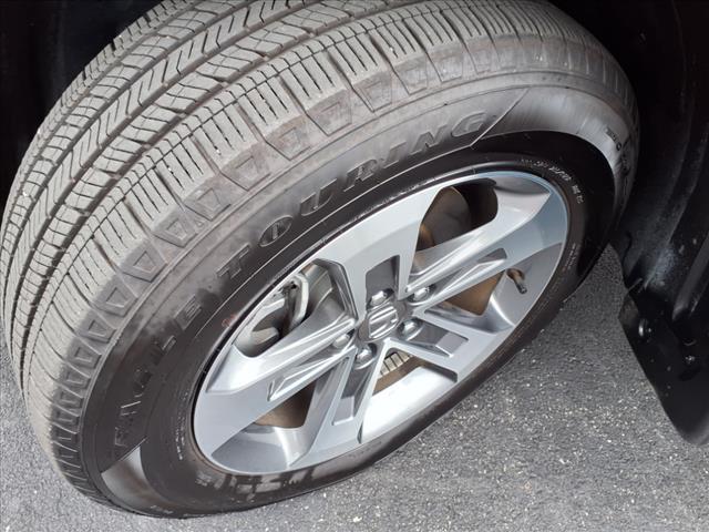 used 2025 Honda Pilot car, priced at $44,334